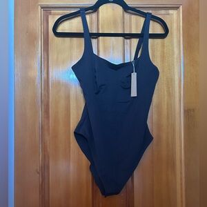 Skims Naked Scoop Neck Bodysuit